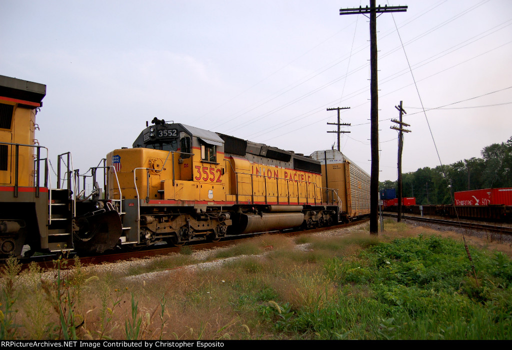 UP SD40-2 3552